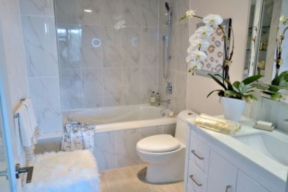 bathroom-renovation-north-van-retreat-styled-09