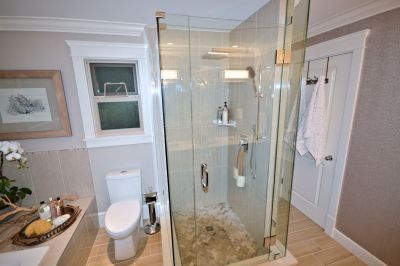 bathroom-renovation-north-van-champagne-styled-03
