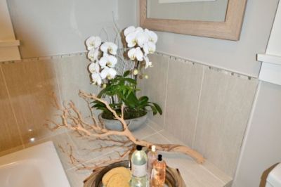 bathroom-renovation-north-van-champagne-styled-07
