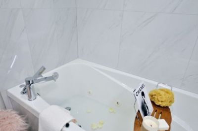 bathroom-renovation-north-van-coco-styled-18