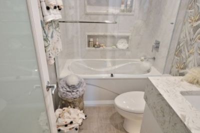 bathroom-renovation-north-van-glamour-09