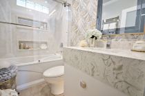bathroom-renovation-north-van-glamour-05
