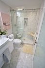 bathroom-renovation-north-van-marble-styled-03