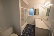 bathroom-renovation-north-van-woke-up-before-01