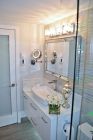 bathroom-renovation-north-van-details-styled-04