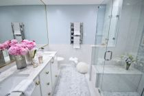 bathroom-renovation-north-van-marble-styled-03