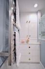 bathroom-renovation-north-van-marble-styled-11