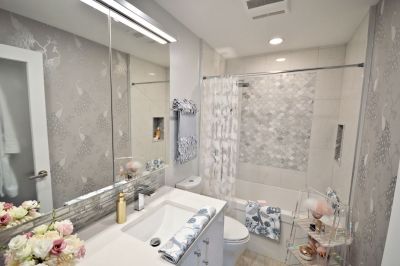 bathroom-renovation-north-van-peacock-styled-01