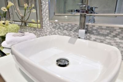 bathroom-renovation-north-van-resting-styled-17