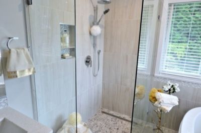 bathroom-renovation-north-van-river-rock-styled-19