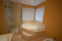 bathroom-renovation-north-van-river-rock-before-02