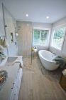 bathroom-renovation-north-van-river-rock-styled-08