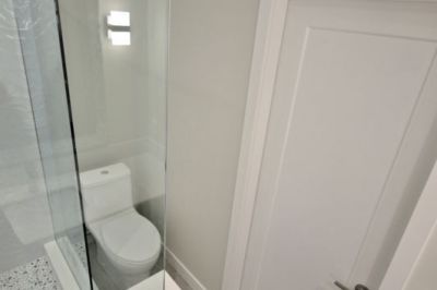 bathroom-renovation-north-van-greener-styled-08