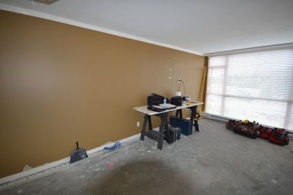 home-renovation-north-vancouver-toasty-before-01