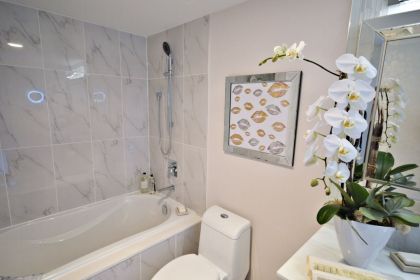 home-renovation-north-van-home-awaits-styled-34