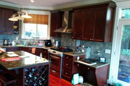 kitchen-renovation-north-van-golden-before-01