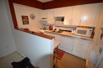 kitchen-renovation-west-van-crepe-before-01