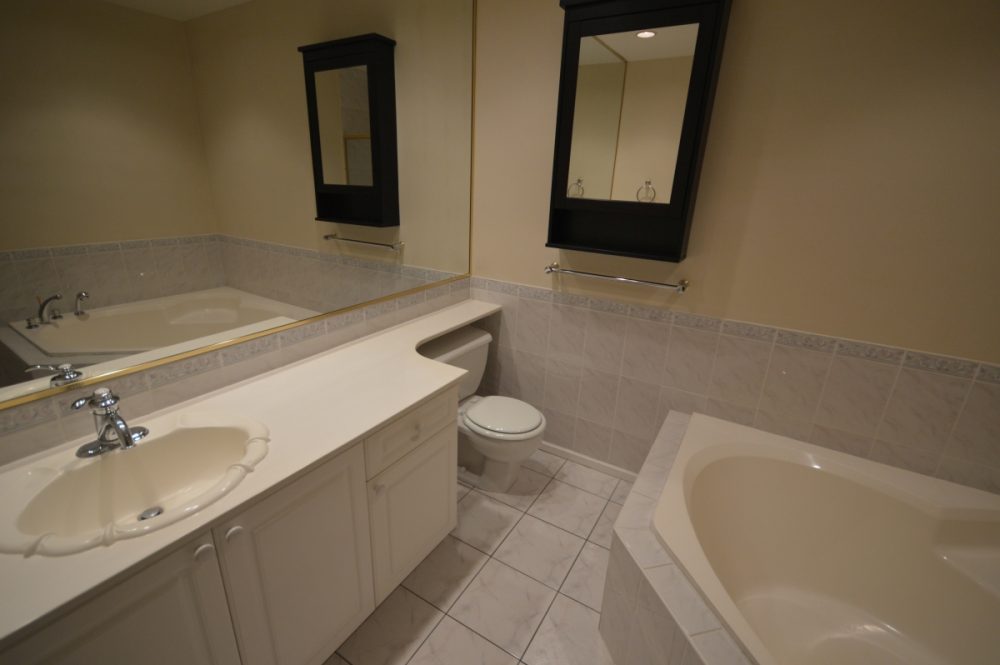 bathroom renovations west vancouver