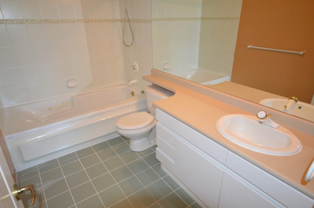 bathroom renovation north vancouver renovateme design and construction